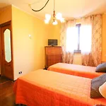 Bed & Breakfast Spighe Paglia E Girasole 4*