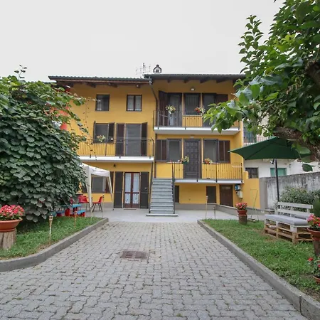Bed & Breakfast Spighe Paglia E Girasole Candia Canavese