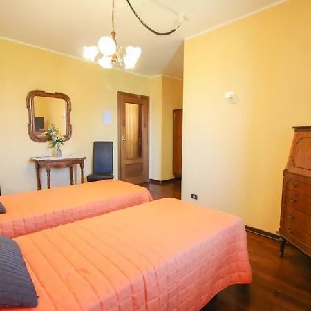 Spighe Paglia E Girasole Candia Canavese