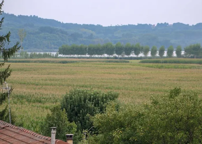 Spighe Paglia E Girasole Bed & Breakfast 4*