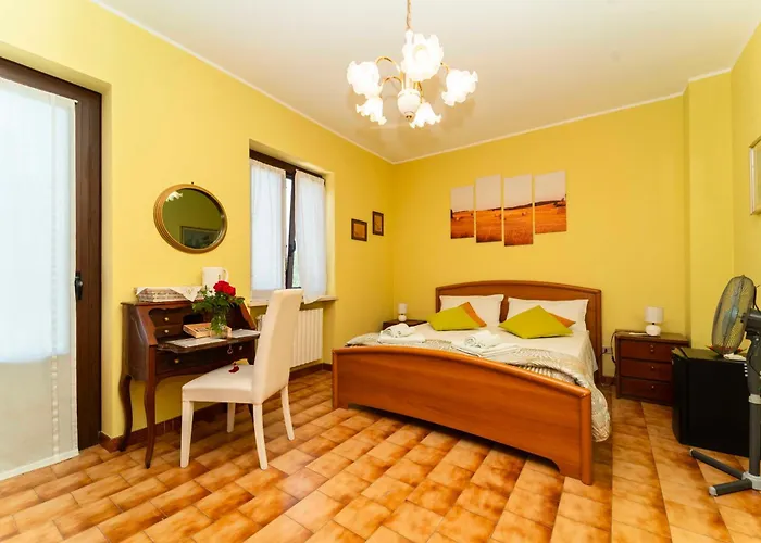 Bed & Breakfast Spighe Paglia E Girasole Candia Canavese